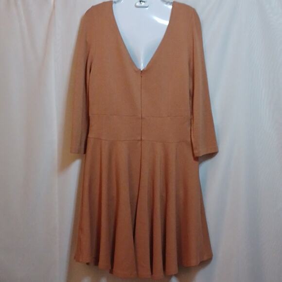 ASOS Women's Fit & Flare Peach Skater Midi Dress. Size 12 - Picture 6 of 9